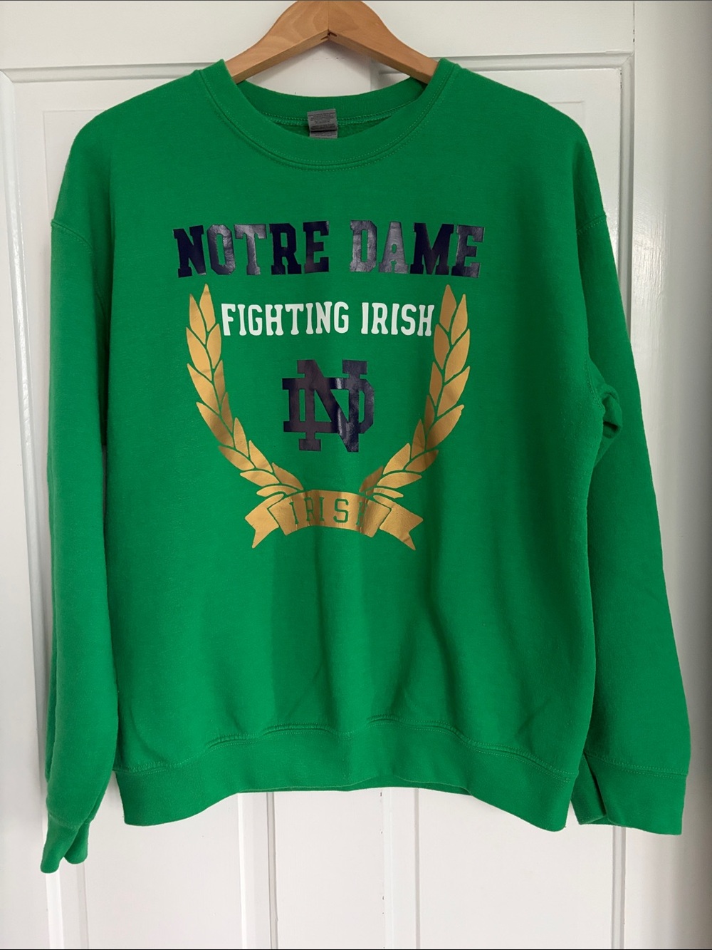 Vintage Notre Dame Green Sweatshirt Size Medium